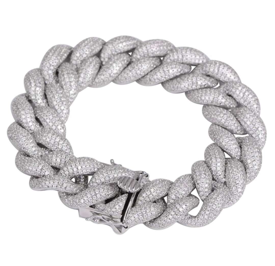 18mm iced-out moissanite Cuban link bracelet in 925 sterling silver