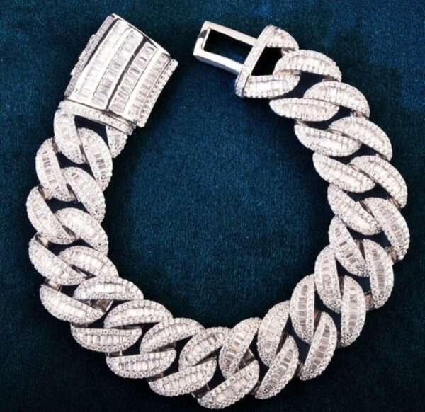 IMG_20221020_144827 Baguette & Round Moissanite Diamond Clustered Miami Cuban Link Bracelet, High Quality Cuban Link Chain Bracelet, Moissanite Diamond Bracelet, Stacking Bracelets, Pave Cuban Chain Bracelet