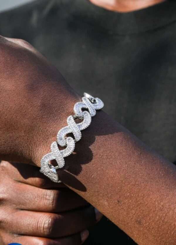 16mm Baguette & Round Moissanite Diamond Clustered Miami Cuban Link Bracelet, High Quality Cuban Link Chain Bracelet, Moissanite Diamond Bracelet, Stacking Bracelets, Pave Cuban Chain Bracelet