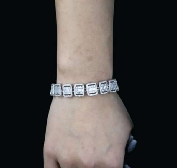 11mm Baguette & Round Moissanite Diamond Clustered Miami Cuban Link Bracelet, High Quality Cuban Link Chain Bracelet, Moissanite Diamond Bracelet, Stacking Bracelets, Pave Cuban Chain Bracelet