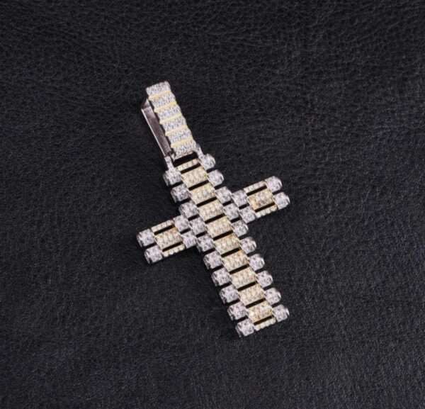 Iced Link Cross Pendant in 925 Sterling Silver For Men Tennis pendant iced out pendant hip hop pendant Silver Pendant