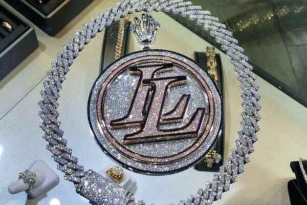 Custom Pendant Iced out Charm Diamond Pendant Mans Hip Hop Man Pendant Iced Out Pendant Diamond Customized Pendant Without chain