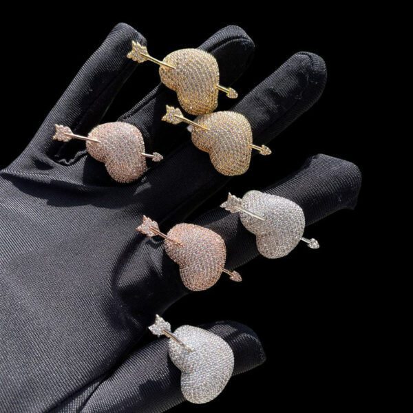 ARROW HEART EDITION LOADED STONES ICED OUT RING
