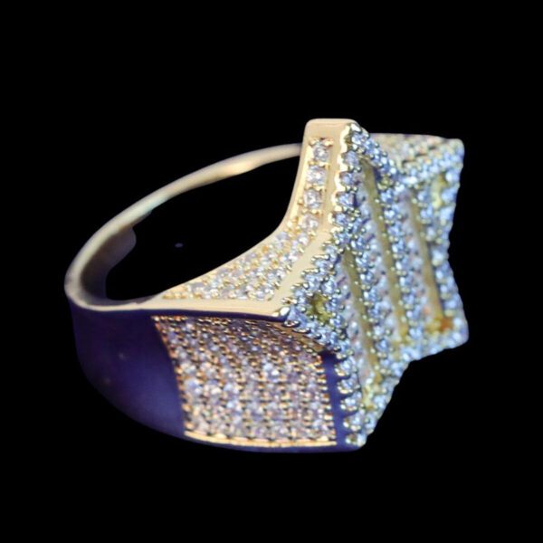 STAR EDITION VVS SHINE LUXURY ICED OUT RING