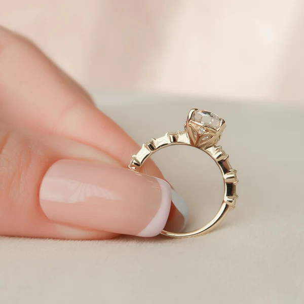 Oval Moissanite Solitaire Diamond Engagement Ring, Sterling Silver Moissanite Diamond Wedding Ring For Bridal, 10K/14K Gold Anniversary Diamond Ring For Gift