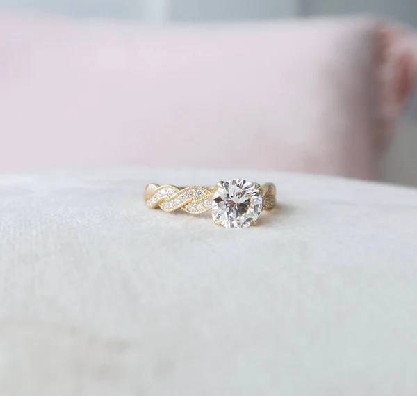 Round Moissanite Solitaire Diamond Engagement Ring, Sterling Silver Moissanite Diamond Wedding Ring For Bridal, 10K/14K Gold Anniversary Diamond Ring For Gift