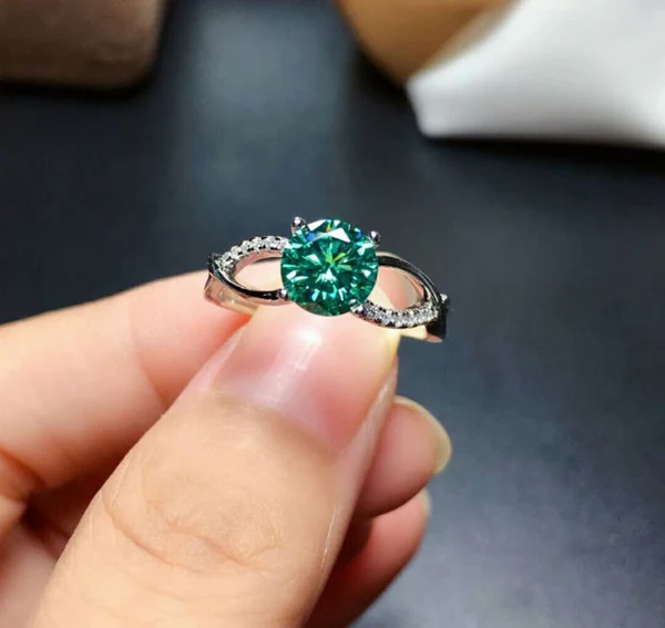 Green Moissanite Ring, 925 Sterling Silver, 2ct Moissanite Ring, Engagement Ring, Wedding Ring, Luxury Ring/Band, Round Cut Ring