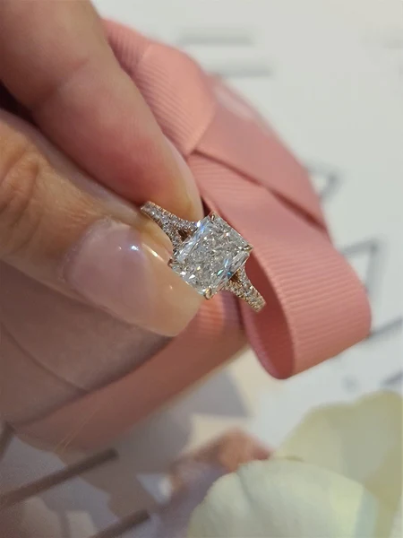 Radiant Moissanite Solitaire Diamond Engagement Ring, Sterling Silver Moissanite Diamond Wedding Ring For Bridal, 10K/14K Gold Anniversary Diamond Ring For Gift