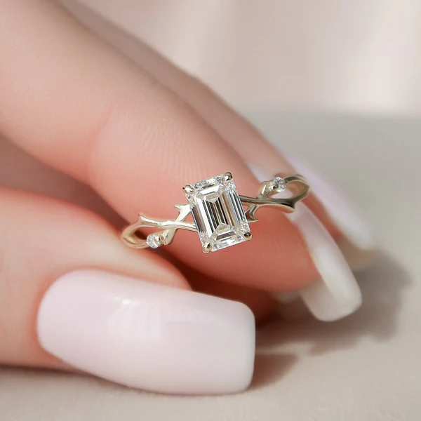 Emerald Moissanite Solitaire Diamond Engagement Ring, Sterling Silver Moissanite Diamond Wedding Ring For Bridal, 10K/14K Gold Anniversary Diamond Ring For Gift