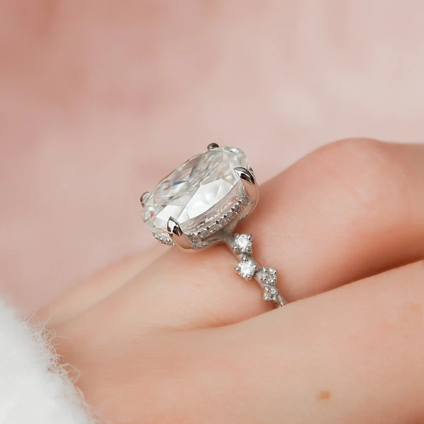 Oval Moissanite Solitaire Diamond Engagement Ring, Sterling Silver Moissanite Diamond Wedding Ring For Bridal, 10K/14K Gold Anniversary Diamond Ring For Gift