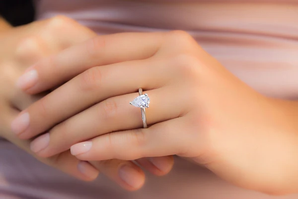 Pear Moissanite Solitaire Diamond Engagement Ring, Sterling Silver Moissanite Diamond Wedding Ring For Bridal, 10K/14K Gold Anniversary Diamond Ring For Gift