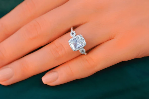 Radiant Moissanite Halo Diamond Engagement Ring, Sterling Silver Moissanite Diamond Wedding Ring For Bridal, 10K/14K Gold Anniversary Diamond Ring For Gift