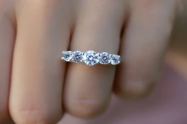 Round 5 Stone Moissanite Solitaire Diamond Engagement Ring, Sterling Silver Moissanite Diamond Wedding Ring For Bridal, 10K/14K Gold Anniversary Diamond Ring For Gift