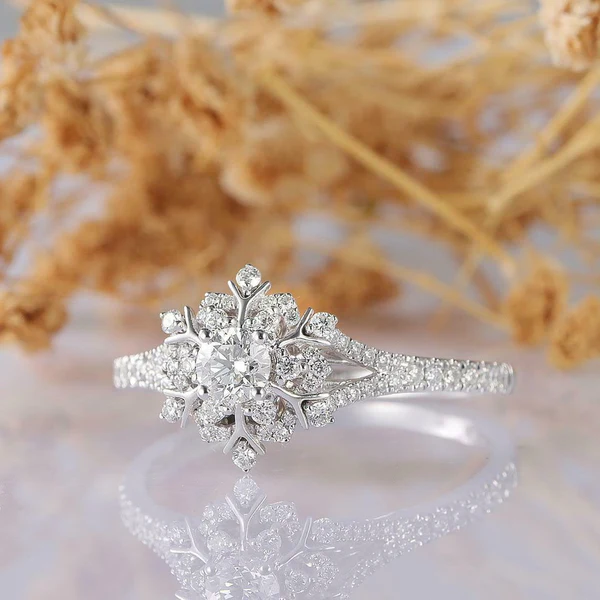 Round Moissanite Solitaire Diamond Engagement Ring, Sterling Silver Moissanite Diamond Wedding Ring For Bridal, 10K/14K Gold Anniversary Diamond Ring For Gift