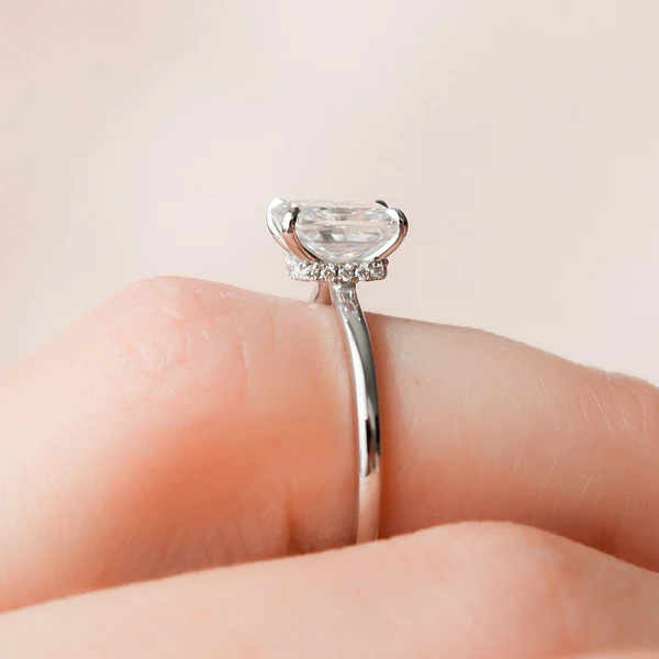 4_5b3c45fb-b7b7-4f80-bff0-db1eb295b5e7_600x600 2 CT RADIANT CUT SOLITAIRE DIAMOND RING 14K GOLD MOISSANITE RING RADIANT MOISSANITE ENGAGEMENT RING ANNIVERSARY RING RADIANT CUT BRIDAL RING