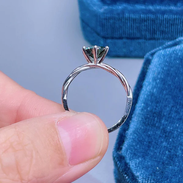 Green Moissanite Ring | Dainty Moissanite Jewelry | Brilliant Round Cut Moissanite | Engagement Ring | Wedding Anniversary Ring Gift for Her