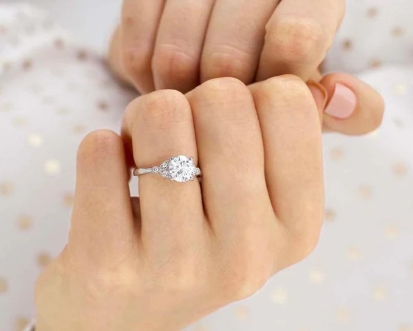 Round Moissanite Ring Brilliant Cut Moissanite Engagement Ring 14K Solid Gold Moissanite Wedding Ring Leaf Milgrain Band