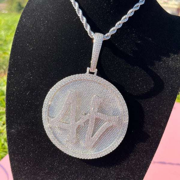 Customized Letter & Number Round VVS Diamond Spinning Hip Hop Pendant, Sterling Silver Iced Out Birthday Gift Pendant, Charm Diamond Hip Hop Pendant