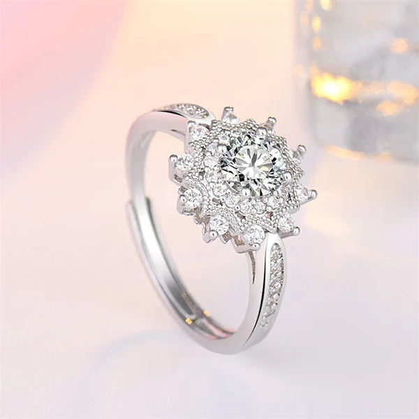 Round Flower Floral Moissanite Halo Diamond Engagement Ring, Sterling Silver Moissanite Diamond Wedding Ring For Bridal, 10K/14K Gold Anniversary Diamond Ring For Gift