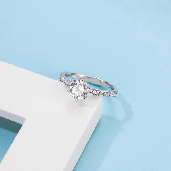 Round Moissanite Solitaire Diamond Engagement Ring, Sterling Silver Moissanite Diamond Wedding Ring For Bridal, 10K/14K Gold Anniversary Diamond Ring For Gift