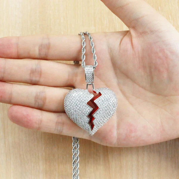 Customized Broken Heart Round VVS Diamond Hip Hop Pendant, Sterling Silver Iced Out Birthday Gift Pendant, Charm Diamond Hip Hop Pendant