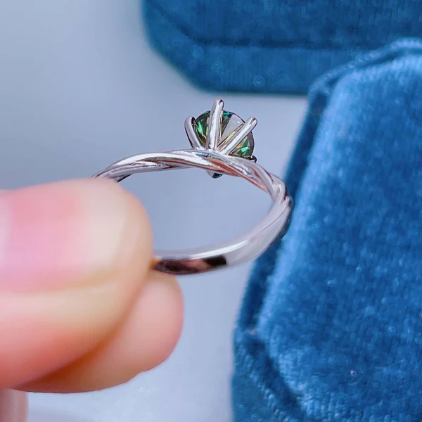 Green Moissanite Ring | Dainty Moissanite Jewelry | Brilliant Round Cut Moissanite | Engagement Ring | Wedding Anniversary Ring Gift for Her