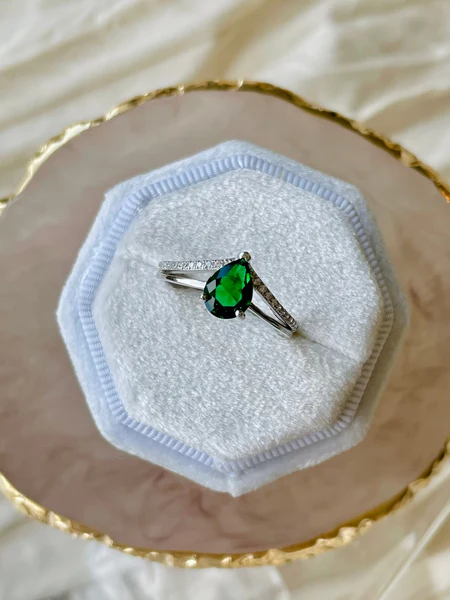 5_80c6be83-e134-475a-85da-9bed6ddbb69c_600x600 Vintage Emerald Pear Shaped Engagement Ring Silver, Tear Drop Emerald Green Twin Band Promise Ring 925 Sterling Silver Birthday Gift for Her