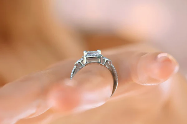 Radiant Moissanite Halo Diamond Engagement Ring, Sterling Silver Moissanite Diamond Wedding Ring For Bridal, 10K/14K Gold Anniversary Diamond Ring For Gift