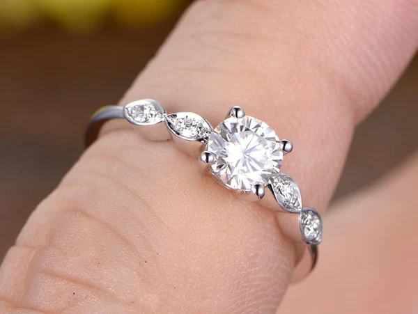 6_061c4672-524d-4035-aad5-2f7b2f36e120_600x600 Round Moissanite Solitaire Diamond Engagement Ring, Moissanite Wedding Ring, Silver Moissanite Diamond Women Ring, Proposal Gold Ring For Her