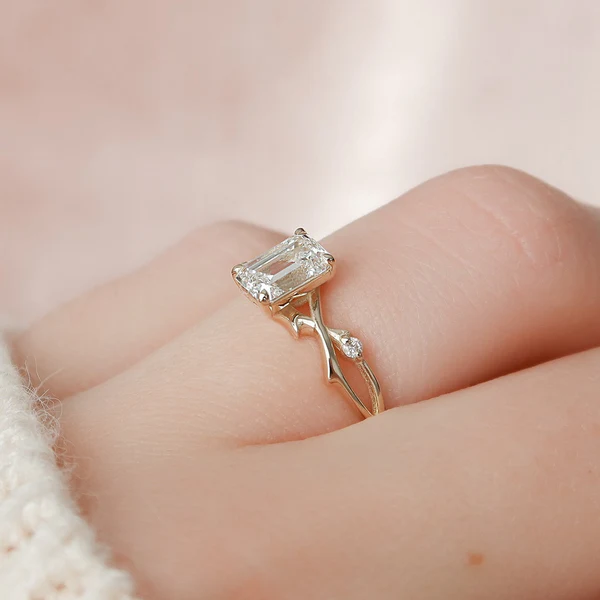 Emerald Moissanite Solitaire Diamond Engagement Ring, Sterling Silver Moissanite Diamond Wedding Ring For Bridal, 10K/14K Gold Anniversary Diamond Ring For Gift