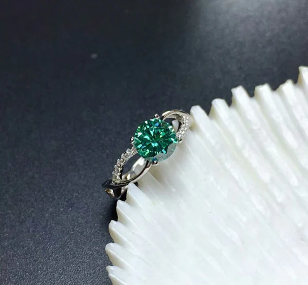 Green Moissanite Ring, 925 Sterling Silver, 2ct Moissanite Ring, Engagement Ring, Wedding Ring, Luxury Ring/Band, Round Cut Ring