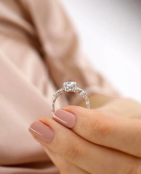 Round Moissanite Ring Brilliant Cut Moissanite Engagement Ring 14K Solid Gold Moissanite Wedding Ring Leaf Milgrain Band