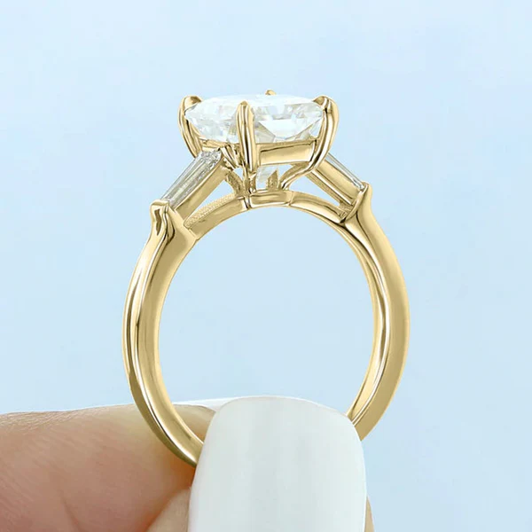 7_91e503f1-d48d-4ecc-b4a8-65f3210bdafa_600x600 Radiant Moissanite Diamond 2.5CT With Side Baguette Moissanite Diamond Three Stone Ring Radiant Moissanite Engagement Ring For Her