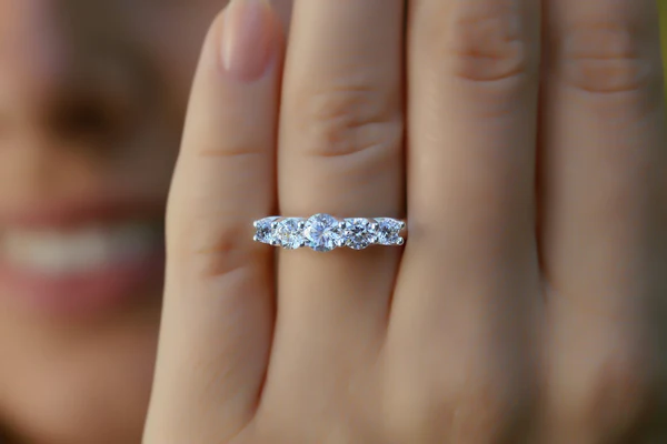 Round 5 Stone Moissanite Solitaire Diamond Engagement Ring, Sterling Silver Moissanite Diamond Wedding Ring For Bridal, 10K/14K Gold Anniversary Diamond Ring For Gift