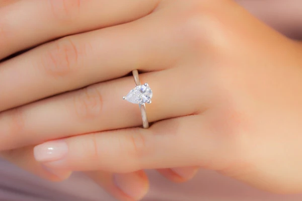 Pear Moissanite Solitaire Diamond Engagement Ring, Sterling Silver Moissanite Diamond Wedding Ring For Bridal, 10K/14K Gold Anniversary Diamond Ring For Gift