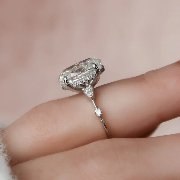 Oval & Pear Moissanite Solitaire Diamond Engagement Ring, Sterling Silver Moissanite Diamond Wedding Ring For Bridal, 10K/14K Gold Anniversary Diamond Ring For Gift