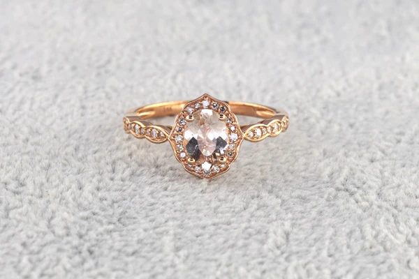 8_be61d784-ad13-446c-8b34-9bc0e69da9e3_600x600 Oval Pink Morganite Diamond Women Ring, Sterling Silver Halo Diamond Wedding Ring For Bridal, Solid Gold Morganite Ring For Anniversary Gift