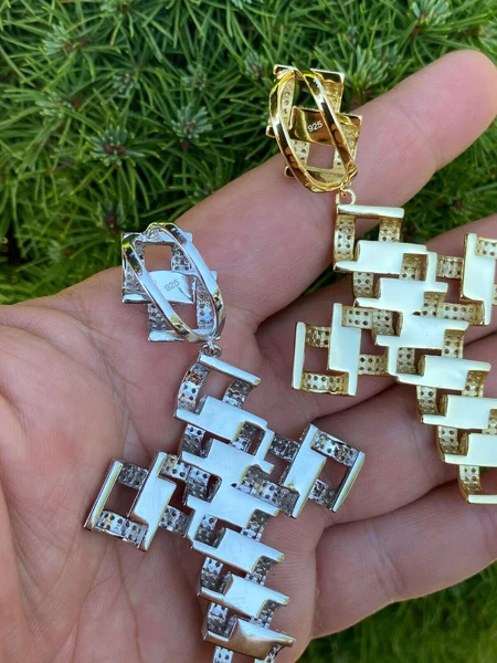 Round VVS Diamond CUBAN CHAIN CROSS Customized Pendant, Customized Religious Diamond Pendant, Full Iced Out Diamond Hip Hop Charm Pendant