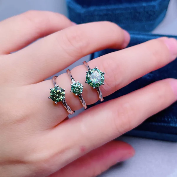 Green Moissanite Ring | Dainty Moissanite Jewelry | Brilliant Round Cut Moissanite | Engagement Ring | Wedding Anniversary Ring Gift for Her